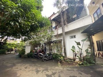 DIJUAL RUMAH TINGGAL 2 LANTAI