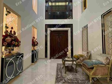 Dijal Cepat Rumah Hoek Mewah American Classic Privet Pool di Bukit Menteng Bintaro