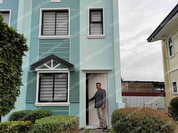 For Sale  TOWNHOUSE 2 STOREY Single-Family house  at Longos Malolos City, Bulacan