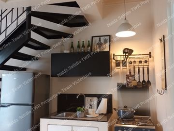 For Sale  TOWNHOUSE 2 STOREY Single-Family house  at Longos Malolos City, Bulacan