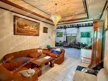 Rumah Luas & Potensial Kost di Jurang Mangu Timur, Pondok Aren