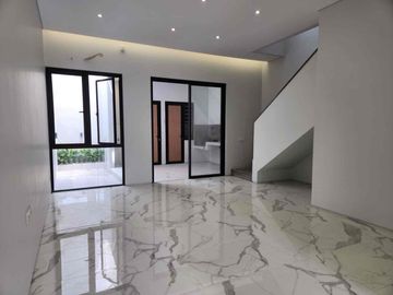 Rumah Modern MinimalinDi Pandugo Timur Cakep