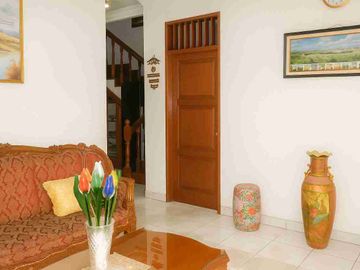 ‼️RUMAH TERAWAT‼️ daerah pulomas jakarta