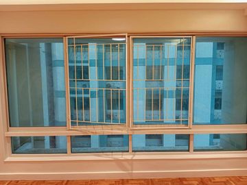 FOR SALE OR LEASE: 2 Bedroom with 2 Parking Slots in Two Salcedo Place