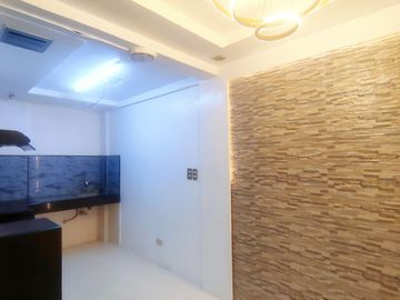 House and Lot for Sale in Brgy. Malusak Santa Rosa, Laguna 4026