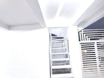 House and Lot for Sale in Brgy. Malusak Santa Rosa, Laguna 4026