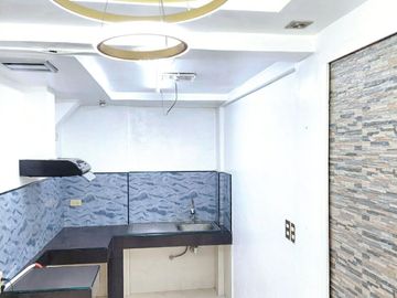 House and Lot for Sale in Brgy. Malusak Santa Rosa, Laguna 4026