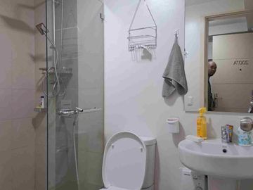 Furnished Studio Unit for sale in Solinea Cebu City with Parking