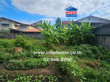 Two-story house with land, 198 square wah, located in Km. 24 Village, Soi Phaholyothin 54/1, Intersection 7, Phaholyothin Road, Chanthanubeksa Road, S