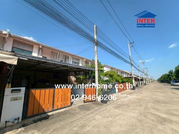 Two-story townhome, 24.3 sq.wa., Pruksa 115 Village, Soi Khlong 1/2, Rangsit-Nakhon Nayok Road, Yothathikan Road, Khlong Luang, Pathum Thani.