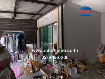 Two-story townhome, 24.3 sq.wa., Pruksa 115 Village, Soi Khlong 1/2, Rangsit-Nakhon Nayok Road, Yothathikan Road, Khlong Luang, Pathum Thani.