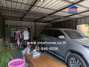 Two-story townhome, 24.3 sq.wa., Pruksa 115 Village, Soi Khlong 1/2, Rangsit-Nakhon Nayok Road, Yothathikan Road, Khlong Luang, Pathum Thani.
