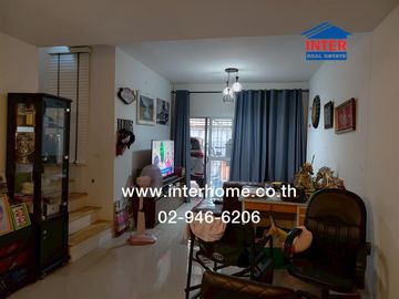 Two-story townhome, 24.3 sq.wa., Pruksa 115 Village, Soi Khlong 1/2, Rangsit-Nakhon Nayok Road, Yothathikan Road, Khlong Luang, Pathum Thani.