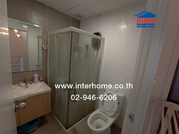 Two-story townhome, 24.3 sq.wa., Pruksa 115 Village, Soi Khlong 1/2, Rangsit-Nakhon Nayok Road, Yothathikan Road, Khlong Luang, Pathum Thani.