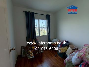 Two-story townhome, 24.3 sq.wa., Pruksa 115 Village, Soi Khlong 1/2, Rangsit-Nakhon Nayok Road, Yothathikan Road, Khlong Luang, Pathum Thani.