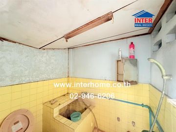 Two-story townhouse, 20 sq.wa., Supawan 1 Village, Soi Phetkasem 2, Intersection 2, Phetkasem Road, Kanchanaphisek Road, Phasi Charoen District, Bangk