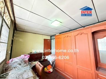 Two-story townhouse, 20 sq.wa., Supawan 1 Village, Soi Phetkasem 2, Intersection 2, Phetkasem Road, Kanchanaphisek Road, Phasi Charoen District, Bangk