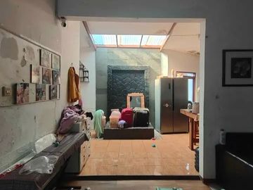 rumah minimalis siap huni lokasi strategis di komplek antapani