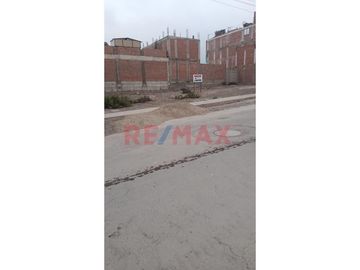 1095359 Se Vende Terreno En Urbanizacion Parque Real - Carabayllo