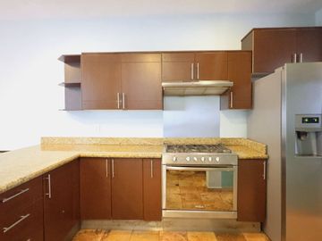 Casa en venta en Fluvial Vallarta, Puerto Vallarta, ubicación estratégica y alta plusvalía