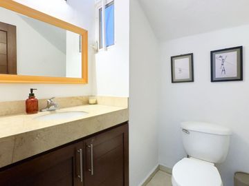 Casa en venta en Fluvial Vallarta, Puerto Vallarta, ubicación estratégica y alta plusvalía