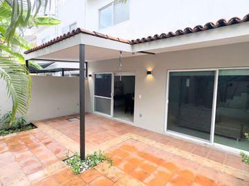 Casa en venta en Fluvial Vallarta, Puerto Vallarta, ubicación estratégica y alta plusvalía