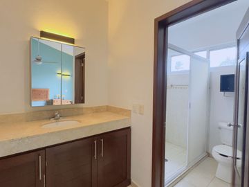 Casa en venta en Fluvial Vallarta, Puerto Vallarta, ubicación estratégica y alta plusvalía