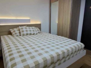 disewakan unit baru renov siap huni 2br tipe besar full furnis view kota hadap timur grand asia afrika