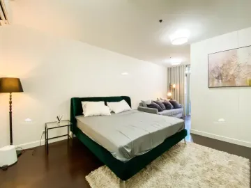100 sqm Condo Unit for Sale at East Gallery Place in BGC, Taguig City