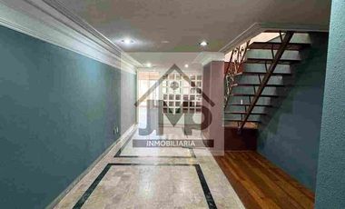 VENTA DE CASA CON TERRENO ADICIONAL