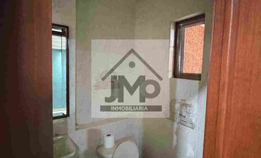 VENTA DE CASA CON TERRENO ADICIONAL