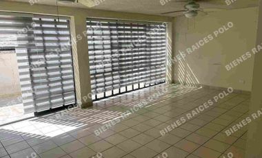 CASA EN VENTA EN PEDREGAL LA SILLA