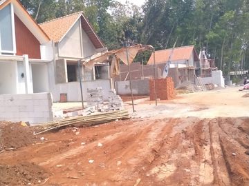 Rumah terlaris di gunungpati bisa KPR hunian Ready