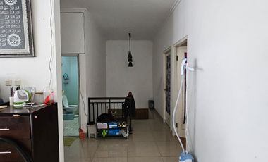 Di Jual Rumah Strategi di  Cibubur