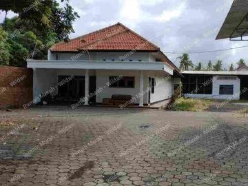 Di Sewakan Gudang Pinggir Jalan Utama Di Banyiwangi Dengan Luas Tanah 1400m²