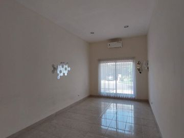 Disewakan Rumah Canary The Spring Gading Serpong