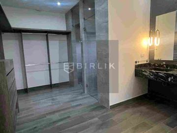 VENTA CASA NUEVA EQUIPADA FRACCIONAMIENTO PRIVADO MONTERREY ZONA URO