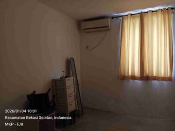 rumah siap huni galaxy Bekasi Selatan