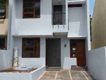 Rumah Dijual 2 lt berkibar di Cijambe dekat A H Nasution Cisaranten Arcamanik UBERTOS