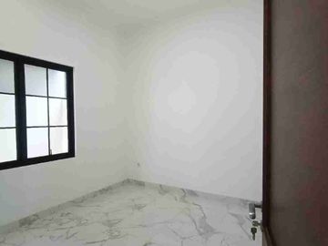 Dijual rumah di Sentul city siap huni