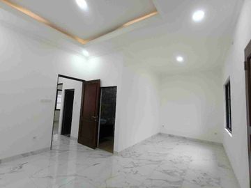 Dijual rumah di Sentul city siap huni