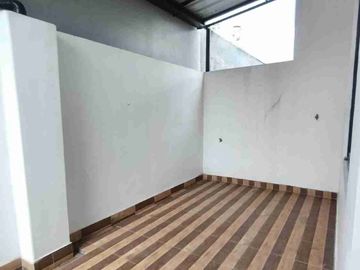 Dijual rumah di Sentul city siap huni