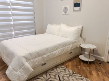 2BR CONDO FOR RENT JOYA LOFTS AND TOWERS ROCKWELL MAKATI