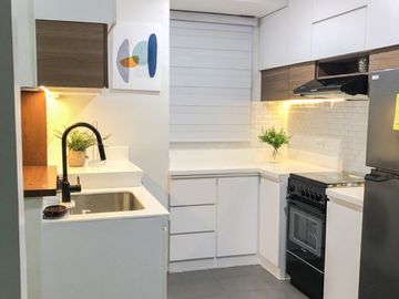 2BR CONDO FOR RENT JOYA LOFTS AND TOWERS ROCKWELL MAKATI