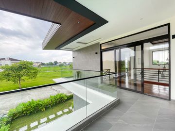 Hottest Deal in Alabang West! Brand New 5BR Luxury House with Pool is Now for Sale