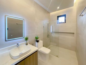 Hottest Deal in Alabang West! Brand New 5BR Luxury House with Pool is Now for Sale