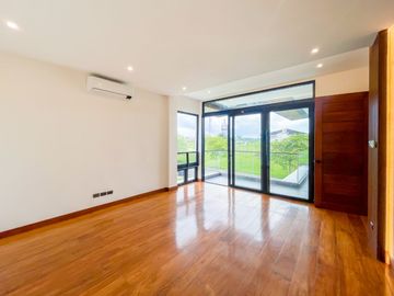 Hottest Deal in Alabang West! Brand New 5BR Luxury House with Pool is Now for Sale