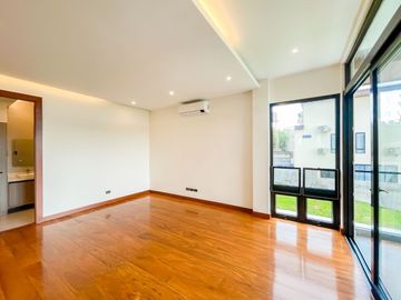 Hottest Deal in Alabang West! Brand New 5BR Luxury House with Pool is Now for Sale