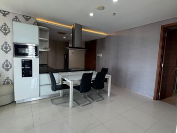 DISEWAKAN APARTEMEN PRIVATE LIFT DE RESIDENCE PAKUWON INDAH