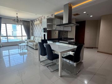 DISEWAKAN APARTEMEN PRIVATE LIFT DE RESIDENCE PAKUWON INDAH